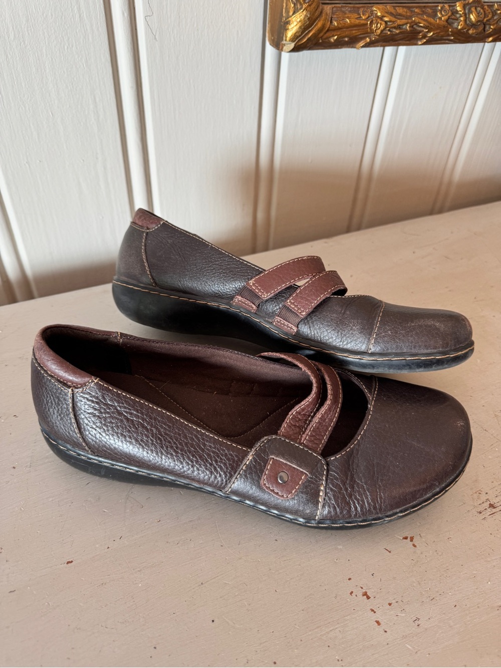Comfortable Womens Brown Leather Slip-On Shoes Mary Jane Clark’s 10